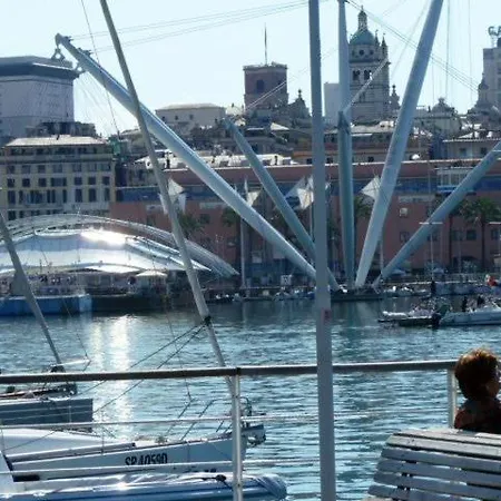 Porta Soprana, Really Downtown 1 Genoa